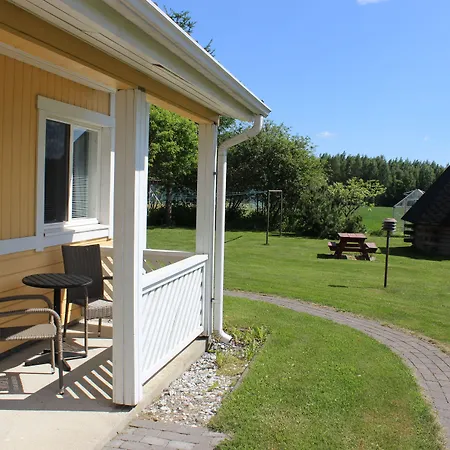 Panzió Lomamokkila 4*