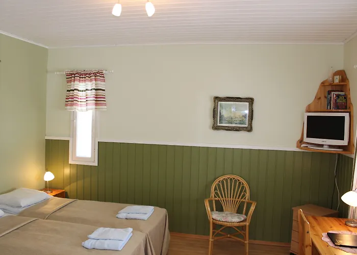 Bed & Breakfast Lomamokkila 4*